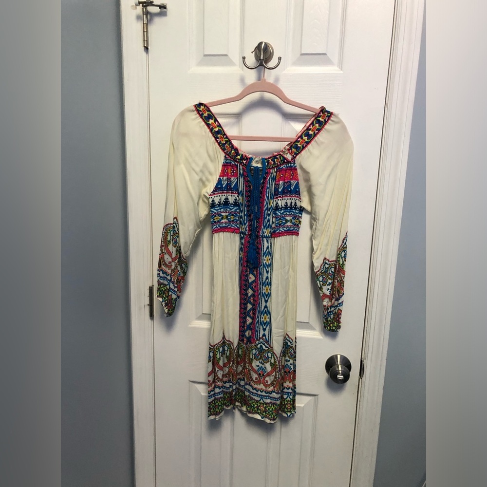 Flying tomato’s Boho Peasant Tunic Dress Tassel Tie Size Small Pattern Women’s